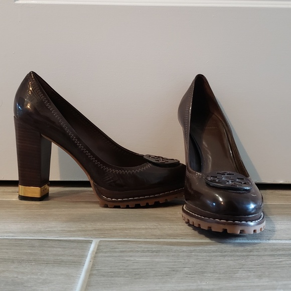 Tory Burch Shoes - Tory Burch Brown Lug Sole Pump
